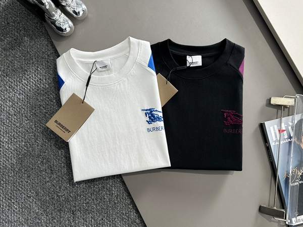 ブランドTシャツ全体デザイン